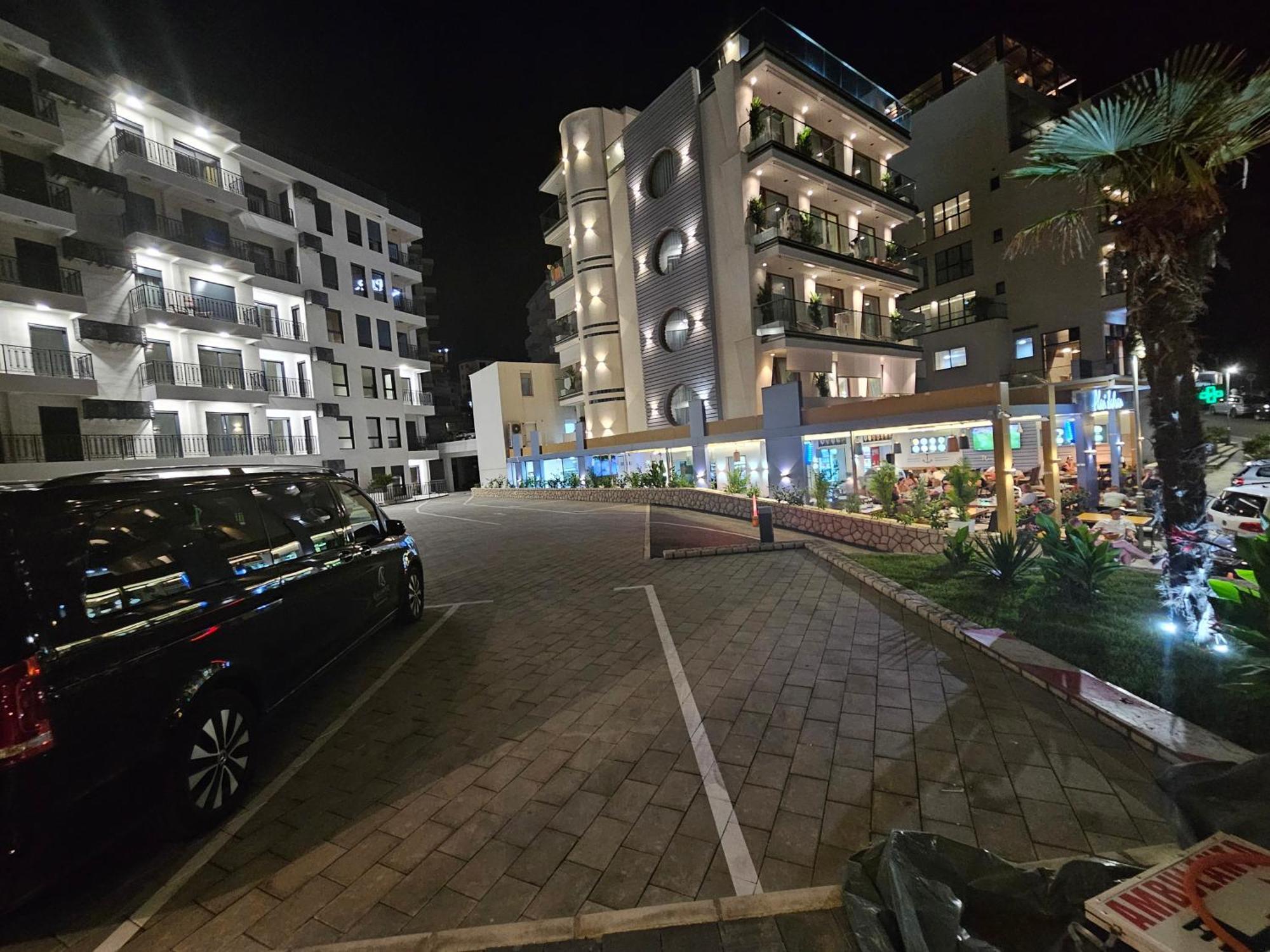 Vienna Luxury Apartments Dobra Voda Esterno foto