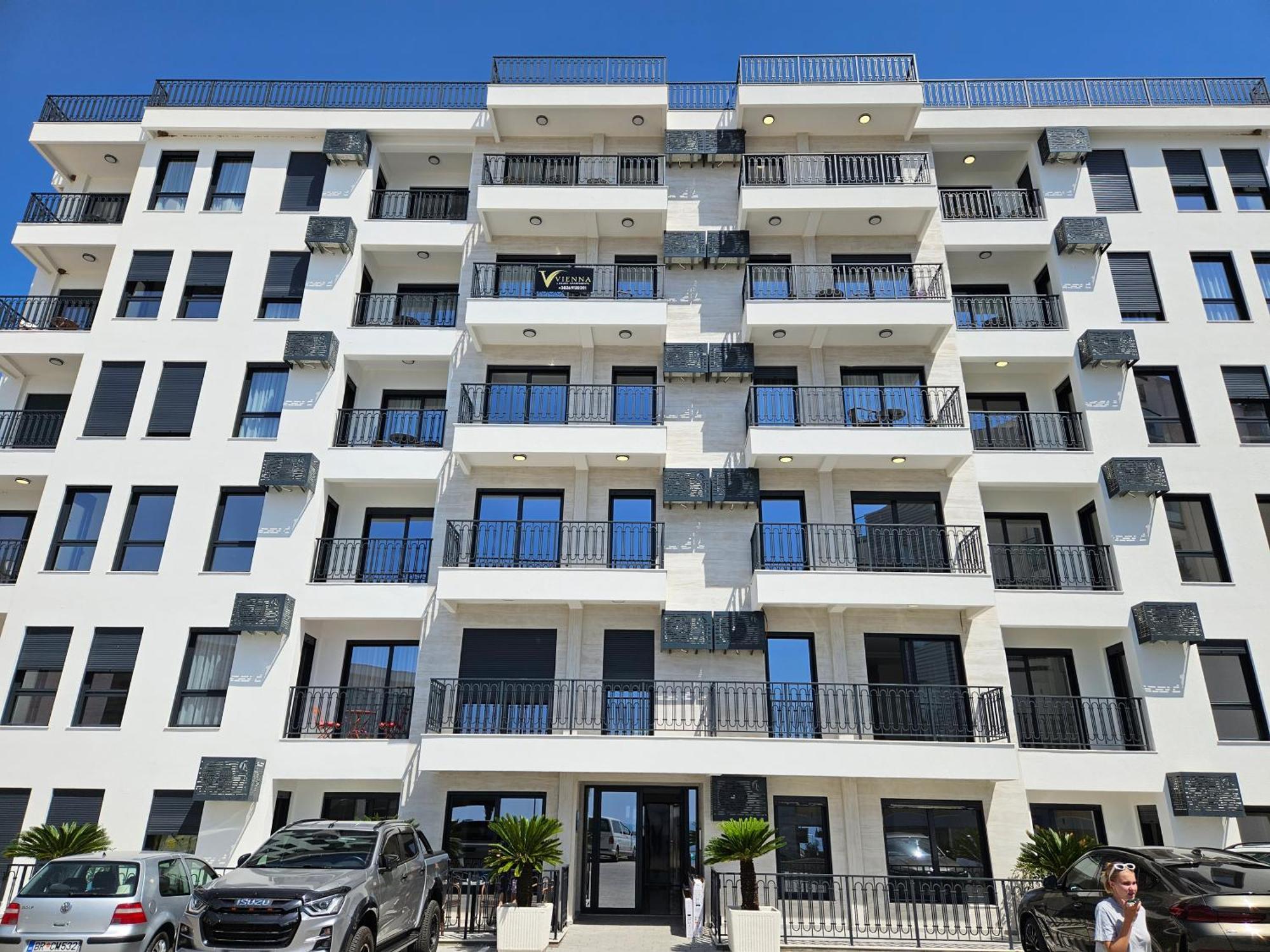 Vienna Luxury Apartments Dobra Voda Esterno foto