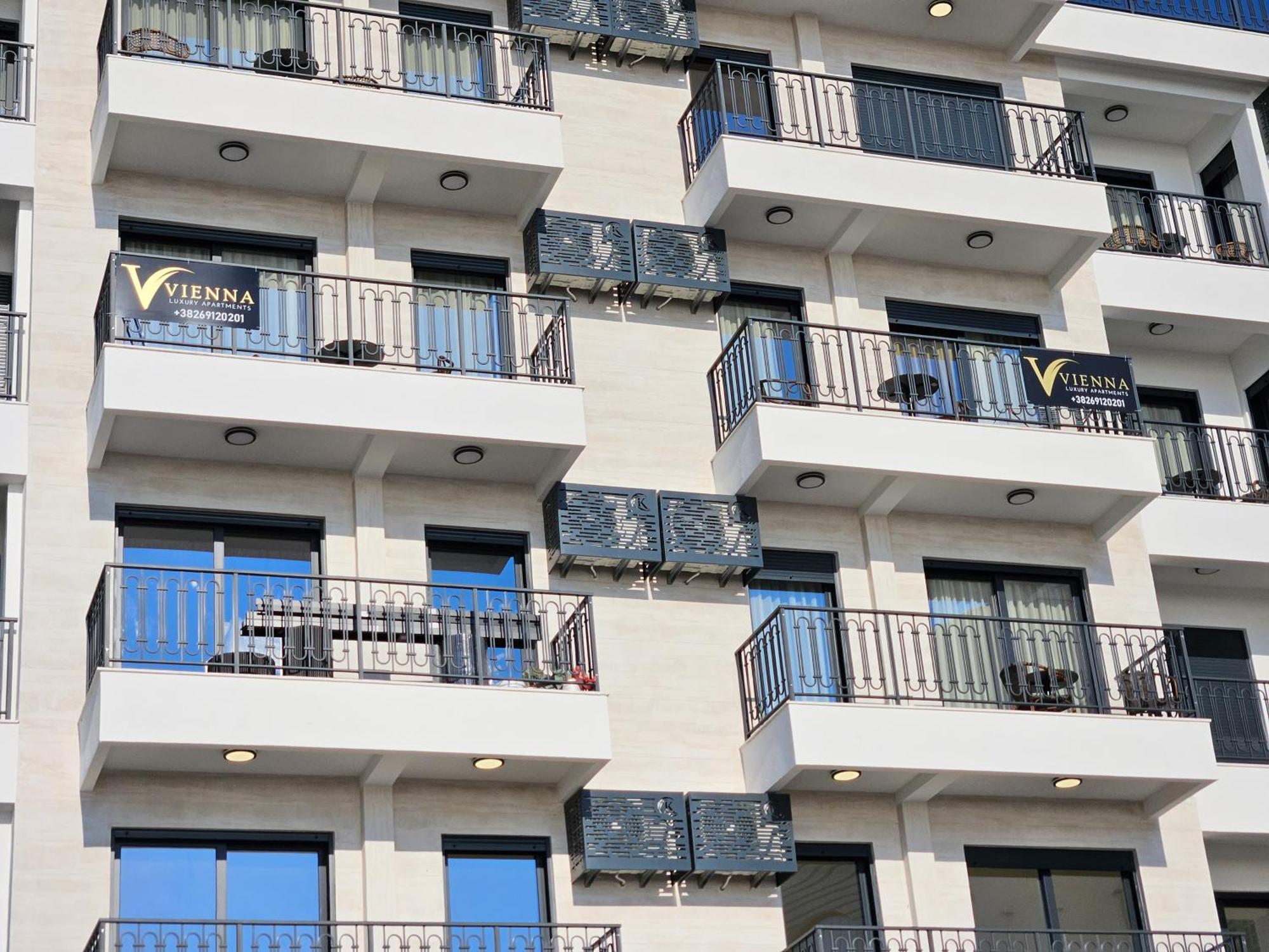 Vienna Luxury Apartments Dobra Voda Esterno foto